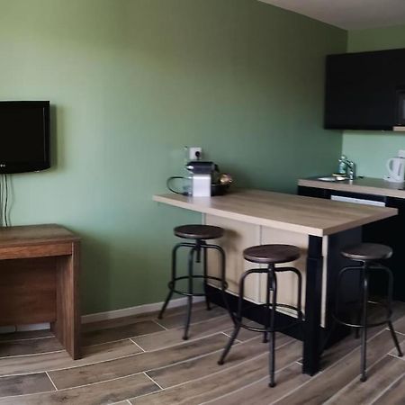 Apartamento Au Pied Des Pistes Avec Parking Entierement Renove Huez Exterior foto