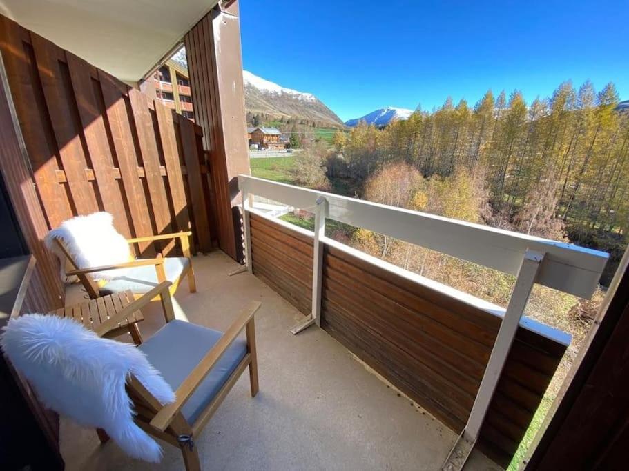 Apartamento Au Pied Des Pistes Avec Parking Entierement Renove Huez Exterior foto