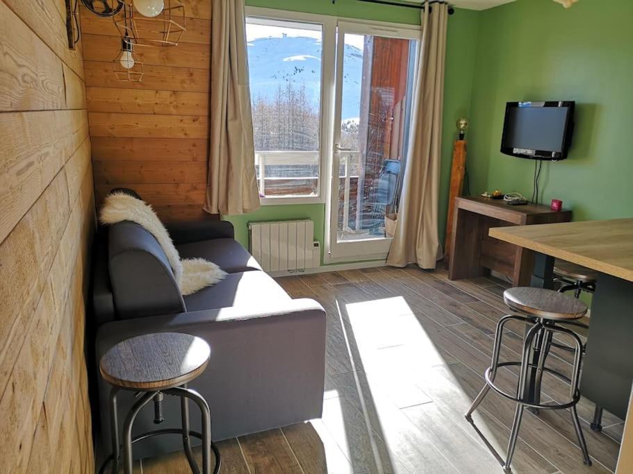 Apartamento Au Pied Des Pistes Avec Parking Entierement Renove Huez Exterior foto
